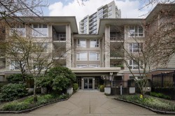 214-3575 Euclid Avenue Vancouver, BC V5R 6H5