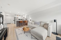 402-1519 Crown Street Vancouver, BC V7J 1G6