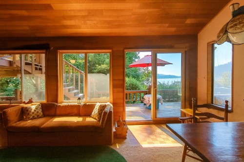 26 Brighton Beach, North Vancouver, BC 