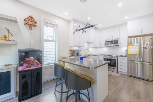 5069 Earles Street, Vancouver, BC 