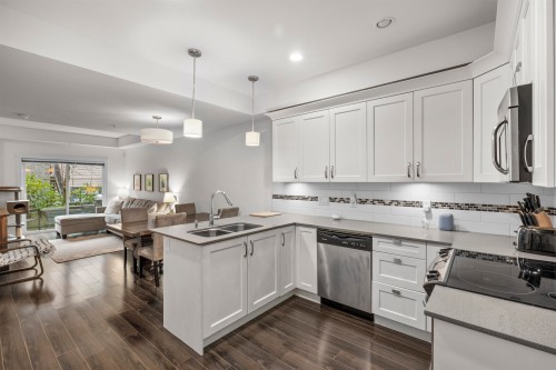 115-828 Royal Avenue  New Westminster, BC V3M 1J9