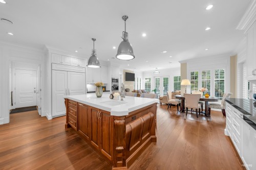 2913 Altamont Crescent, West Vancouver, BC 