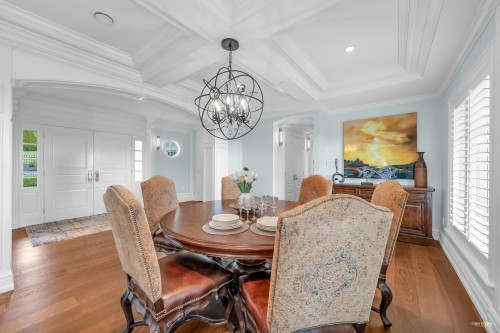 2913 Altamont Crescent, West Vancouver, BC 