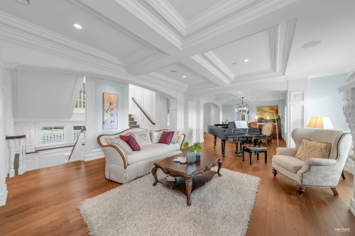 2913 Altamont Crescent, West Vancouver, BC 