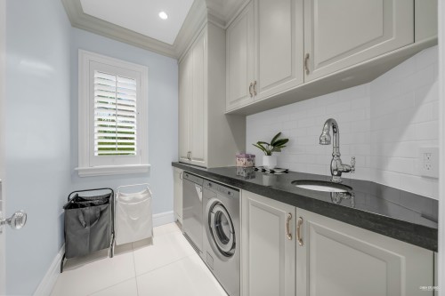 2913 Altamont Crescent, West Vancouver, BC 