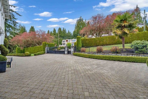 2913 Altamont Crescent, West Vancouver, BC 