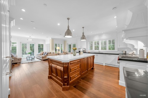 2913 Altamont Crescent, West Vancouver, BC 