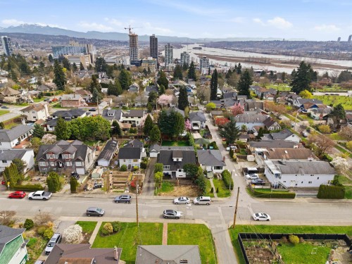 220 Devoy Street  New Westminster, BC V3L 4E7