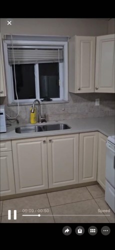 Ground Level-6190 Clinton St., Burnaby, BC 