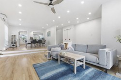 2115 London Street New Westminster, BC V3M 3E8