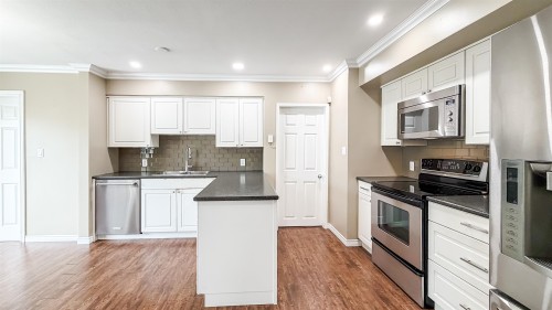 8671 Mowbray Road, Richmond, BC 