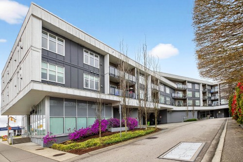 215-6283 Kingsway Avenue  Burnaby, BC V5J 0H3
