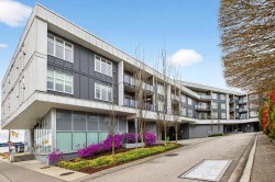 215-6283 Kingsway Avenue Burnaby, BC V5J 0H3
