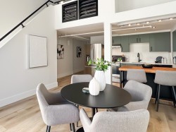 315-336 1st Avenue E Vancouver, BC V5T 4R6