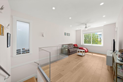 9779 Steveston Highway, Richmond, BC 