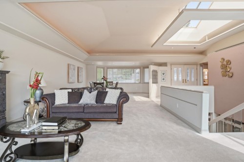 4493 Epps Avenue, North Vancouver, BC 