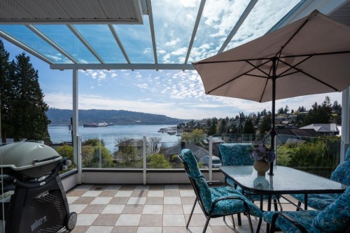 4493 Epps Avenue, North Vancouver, BC 