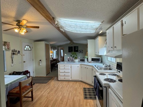 35-4116 Browning Road, Sechelt, BC 