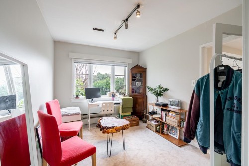 967 8Th Avenue W, Vancouver, BC 