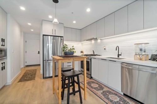 505-3018 St George Street, Port Moody, BC 