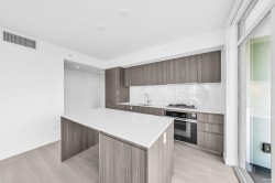 809-6537 Telford Avenue Burnaby, BC V5H 0K9