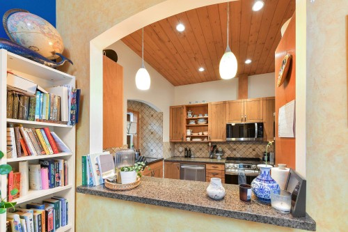 254 Mariners Way, Mayne Island, BC 