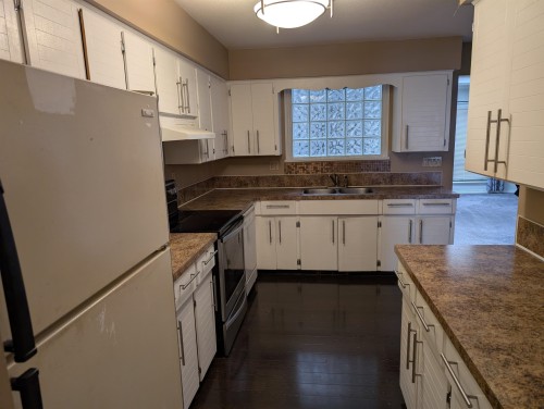 3944 Regent Street, Richmond, BC 