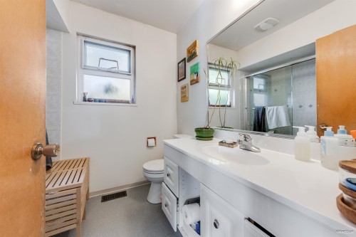 764 Georgia Street E, Vancouver, BC 