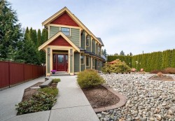 674 Colinet Street  Coquitlam, BC V3J 4X4