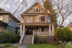1924 Parker Street  Vancouver, BC V5L 2L3