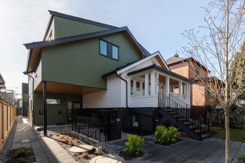 460 17Th Avenue E, Vancouver, BC 