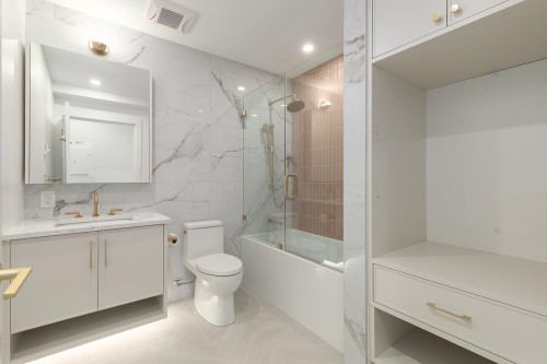 460 17Th Avenue E, Vancouver, BC 