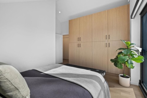 1331 Cotton Drive, Vancouver, BC 