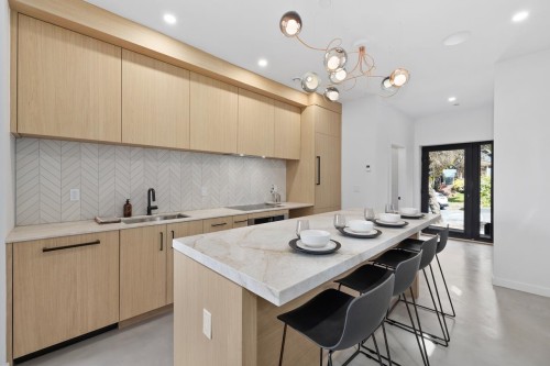 1331 Cotton Drive, Vancouver, BC 