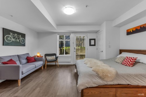 5795 Wales Street, Vancouver, BC 