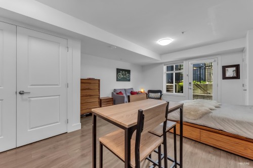 5795 Wales Street, Vancouver, BC 