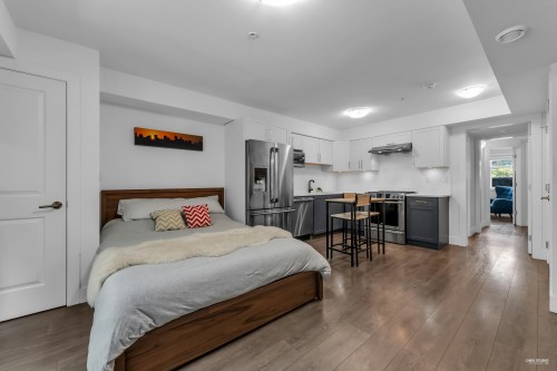 5795 Wales Street, Vancouver, BC 