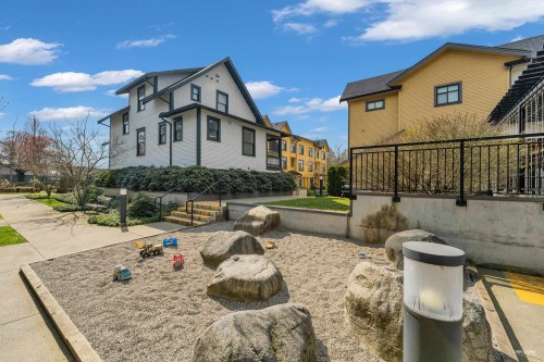 5795 Wales Street, Vancouver, BC 
