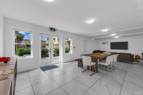5795 Wales Street, Vancouver, BC 