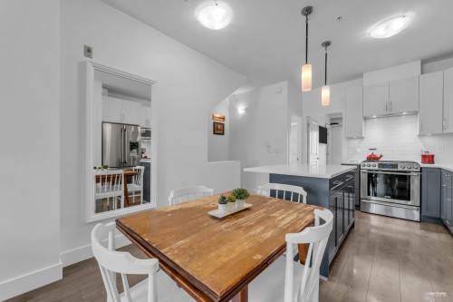 5795 Wales Street, Vancouver, BC 