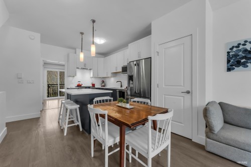 5795 Wales Street, Vancouver, BC 