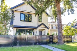 2698 5th Avenue E Vancouver, BC V5M 4H9