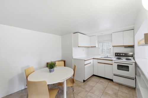 3760 29Th Avenue W, Vancouver, BC 