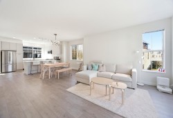 94-488 Furness Street New Westminster, BC V3M 0M1