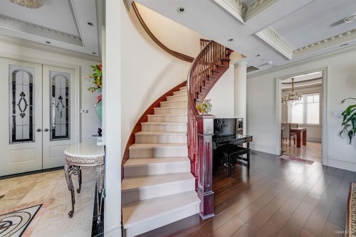 6633 Neal Street, Vancouver, BC 
