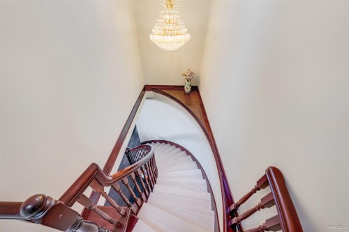 6633 Neal Street, Vancouver, BC 