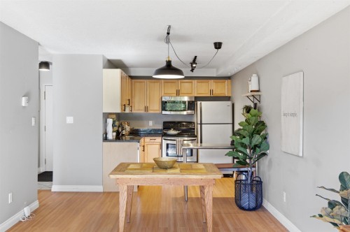 108-251 4th Street W North Vancouver, BC V7M 1H8