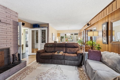 2582 6Th Avenue W, Vancouver, BC 