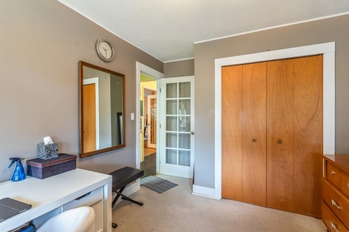 2582 6Th Avenue W, Vancouver, BC 