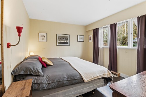 2582 6Th Avenue W, Vancouver, BC 